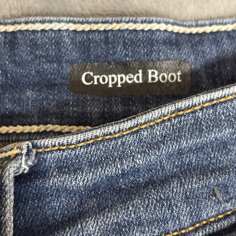 Women's Judy Blue‎ Frayed Cropped Boot Cut Jeans Size 9/29 Stretch - Picture 5 of 11